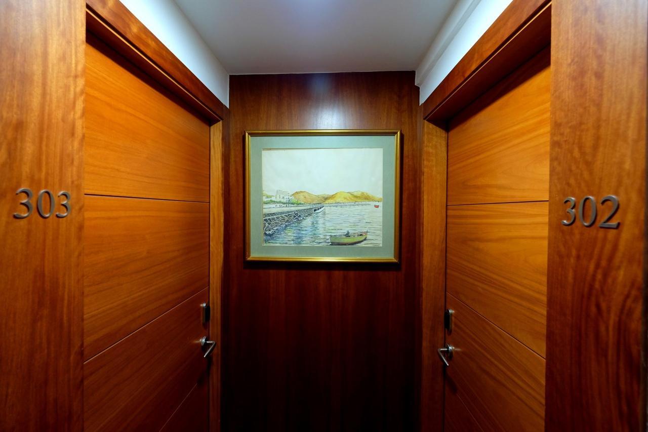 โรงแรมการ์เมน โรเซส ภายนอก รูปภาพ